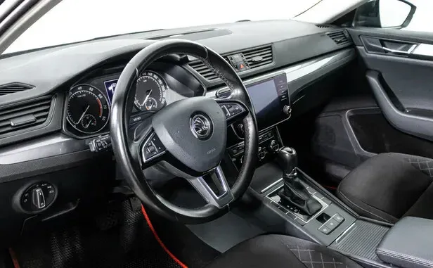 Skoda Superb, III — фото 8