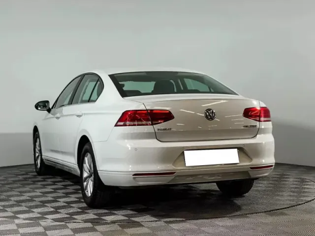 Volkswagen Passat, B8 — фото 7