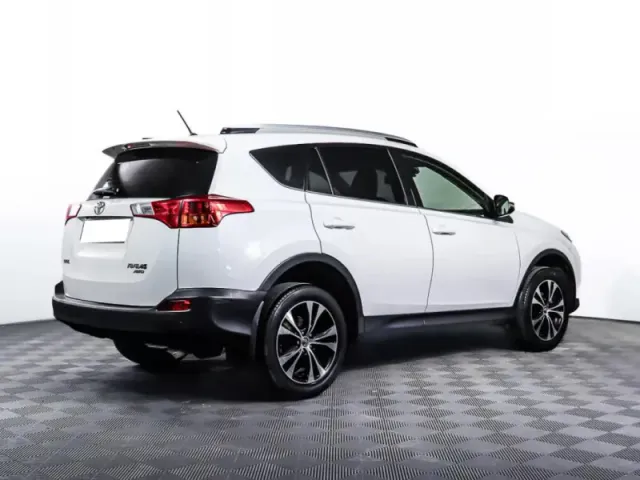 Toyota RAV4, IV (XA40) — фото 5