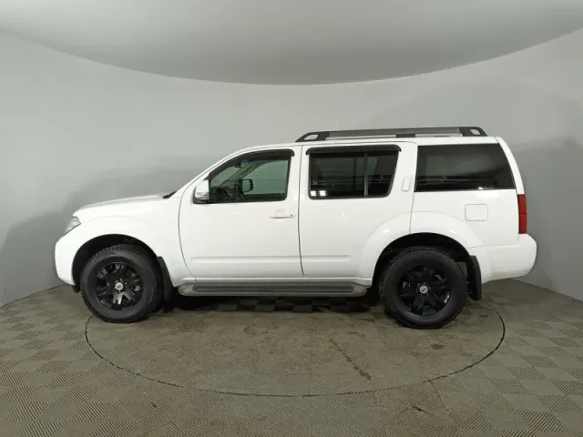 Nissan Pathfinder, III — фото 5
