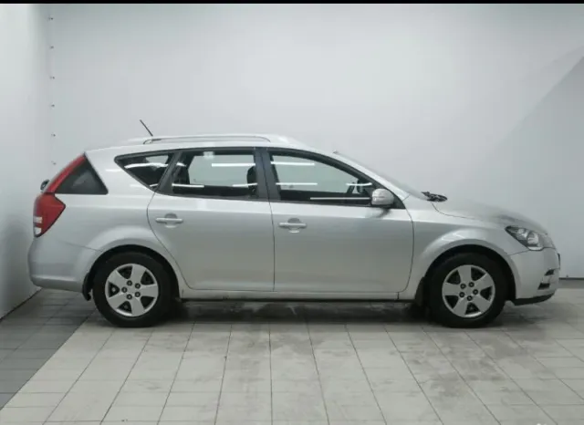 Kia Ceed, I Рестайлинг — фото 3