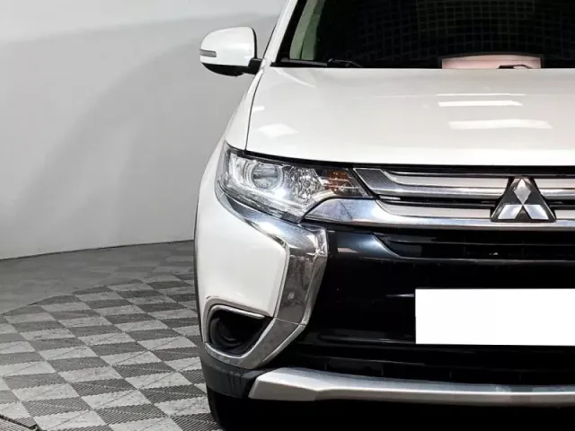 Mitsubishi Outlander, III Рестайлинг 2 — фото 9
