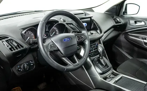 Ford Kuga, II Рестайлинг — фото 6