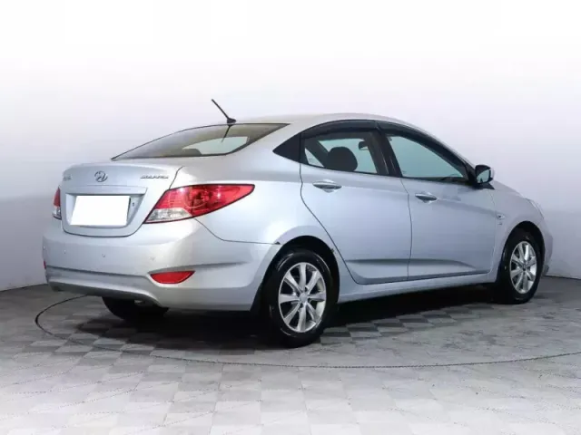 Hyundai Solaris, I — фото 5