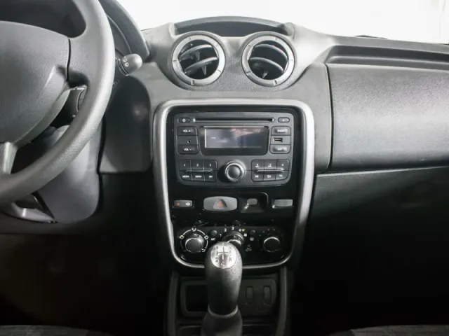 Renault Duster, I — фото 10