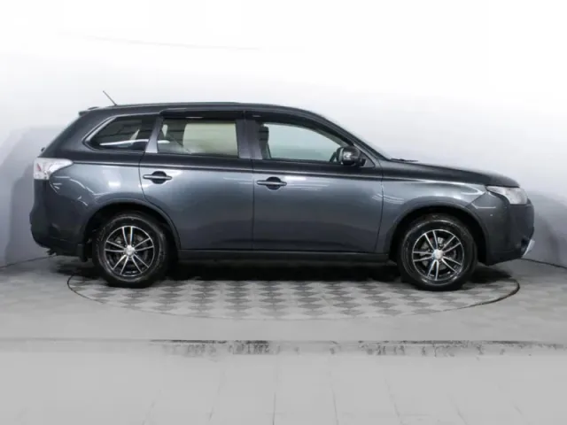 Mitsubishi Outlander, III Рестайлинг — фото 4