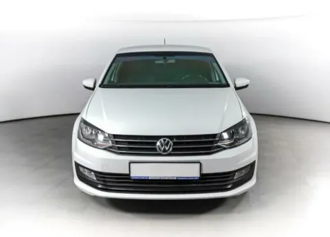 Volkswagen Polo, V Рестайлинг — фото 1