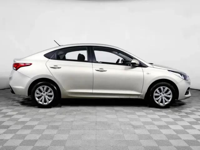 Hyundai Solaris, II — фото 16