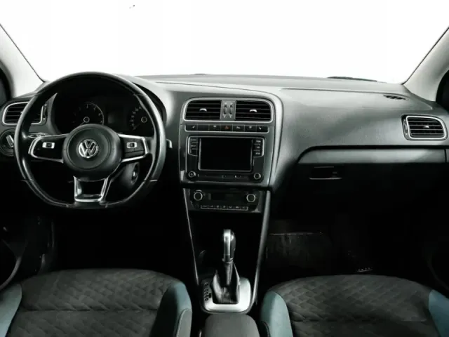 Volkswagen Polo, V Рестайлинг — фото 13