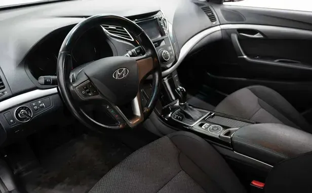 Hyundai i40, I Рестайлинг — фото 7