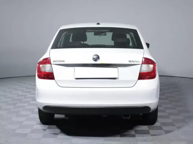 Skoda Rapid, I — фото 6