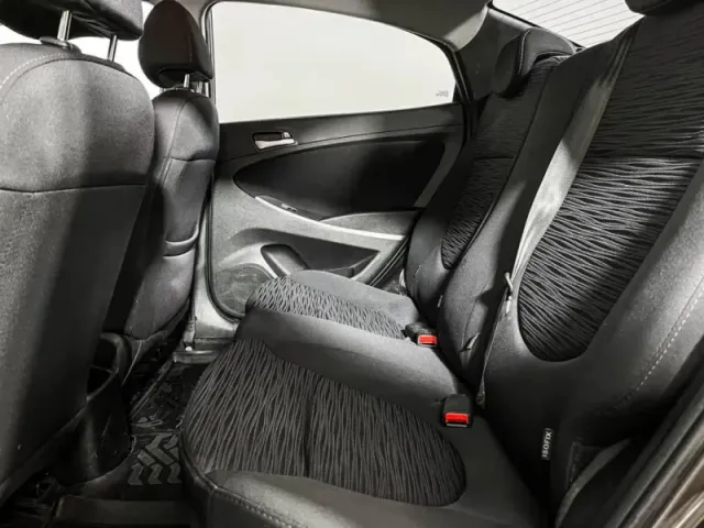 Hyundai Solaris, I Рестайлинг — фото 10
