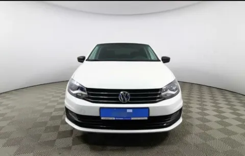 Volkswagen Polo, V Рестайлинг — фото 1