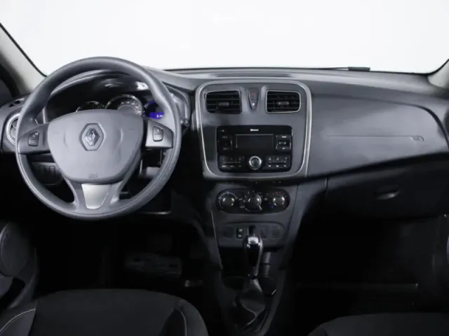 Renault Sandero, II — фото 13