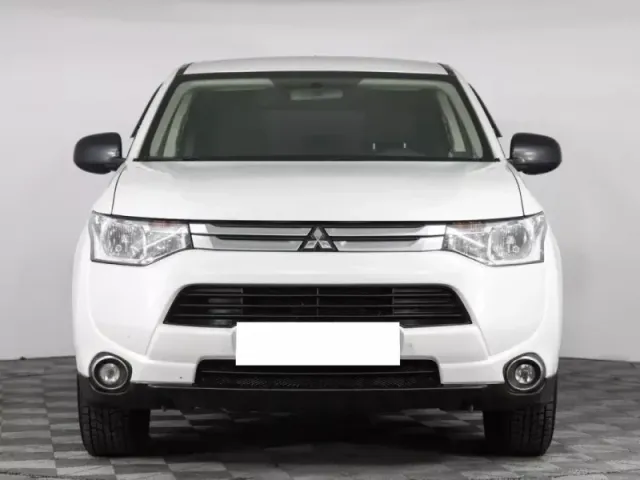 Mitsubishi Outlander, III Рестайлинг — фото 2