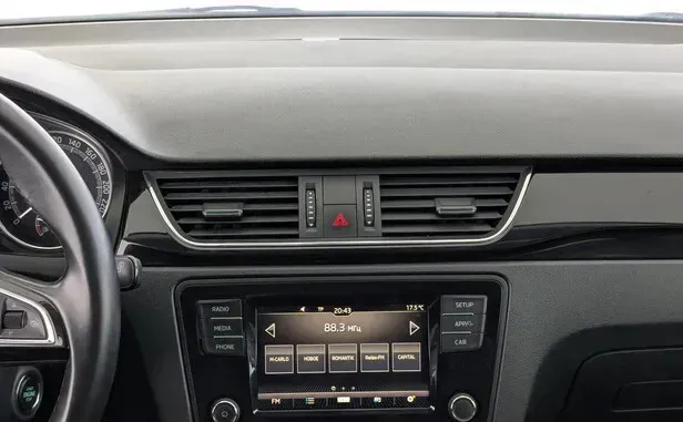Skoda Rapid, I Рестайлинг — фото 9