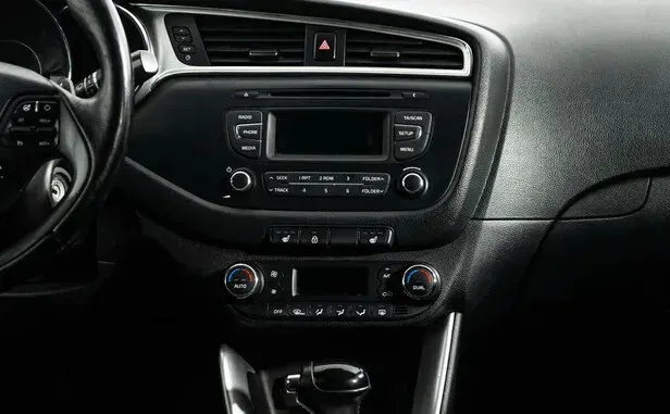 Kia Ceed, II Рестайлинг — фото 8
