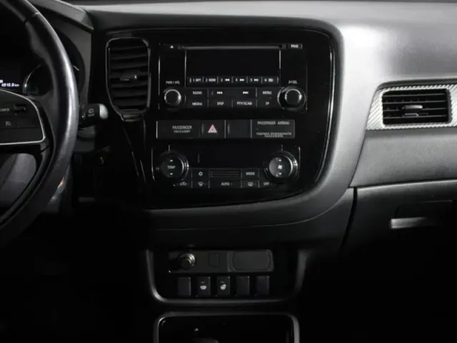 Mitsubishi Outlander, III Рестайлинг 2 — фото 14
