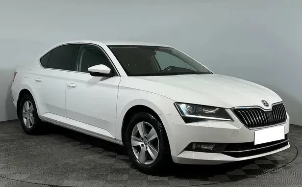 Skoda Superb, III — фото 3