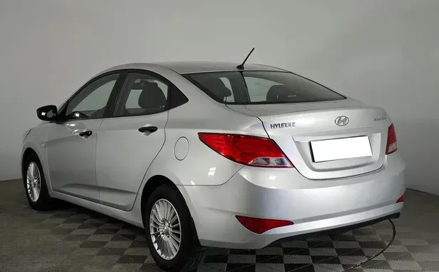 Hyundai Solaris, I Рестайлинг — фото 4