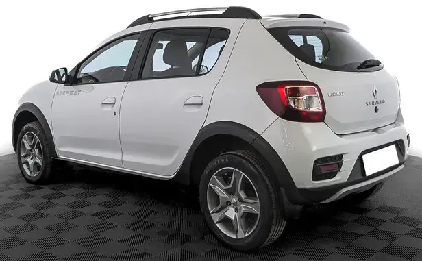 Renault Sandero, II Рестайлинг — фото 4