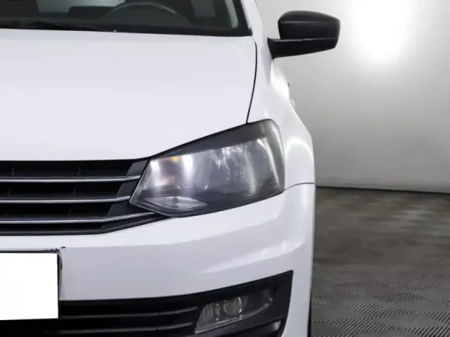 Volkswagen Polo, V Рестайлинг — фото 9