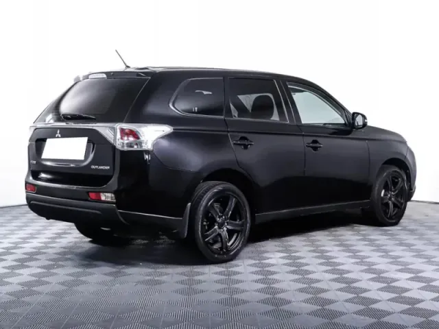Mitsubishi Outlander, III — фото 5