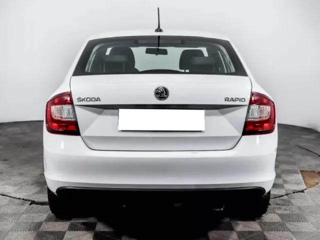 Skoda Rapid, I Рестайлинг — фото 3