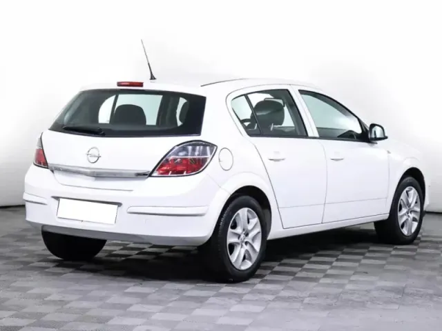 Opel Astra, H Рестайлинг — фото 5