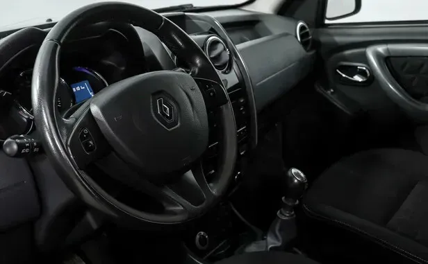 Renault Duster, I Рестайлинг — фото 6
