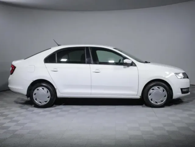 Skoda Rapid, I Рестайлинг — фото 4