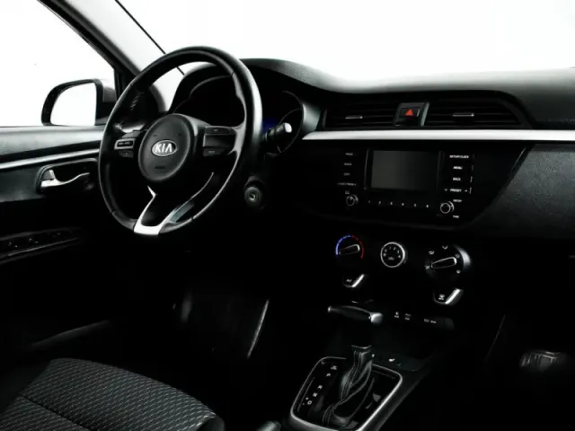 Kia Rio, IV — фото 10