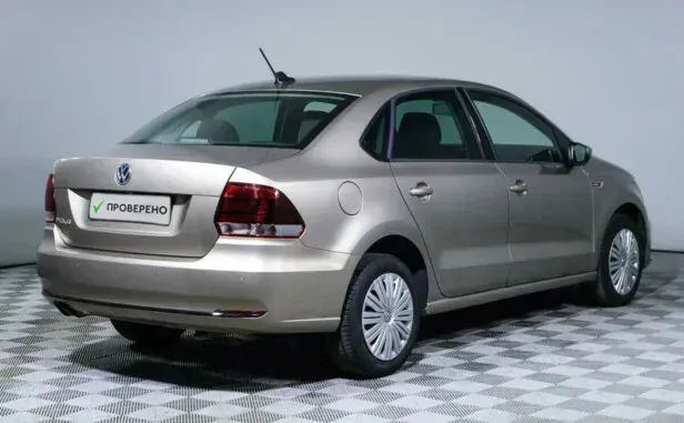 Volkswagen Polo, V Рестайлинг — фото 2