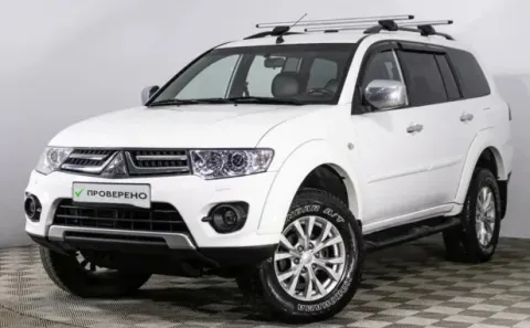 Mitsubishi Pajero Sport, II Рестайлинг — фото 1