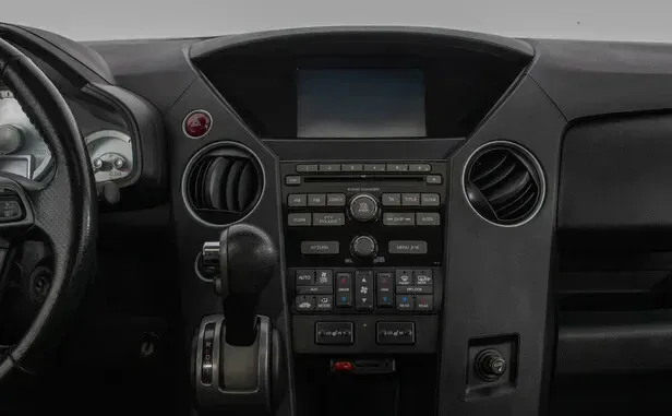 Honda Pilot, II Рестайлинг — фото 10