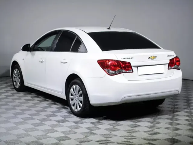 Chevrolet Cruze, I — фото 7