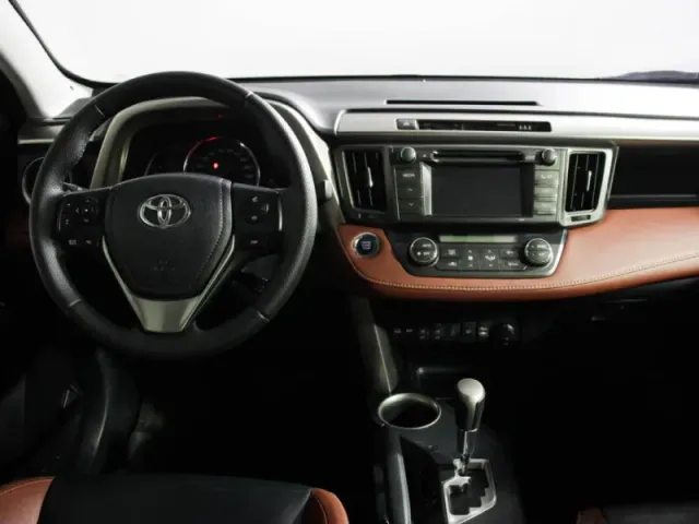 Toyota RAV4, IV (XA40) Рестайлинг — фото 13