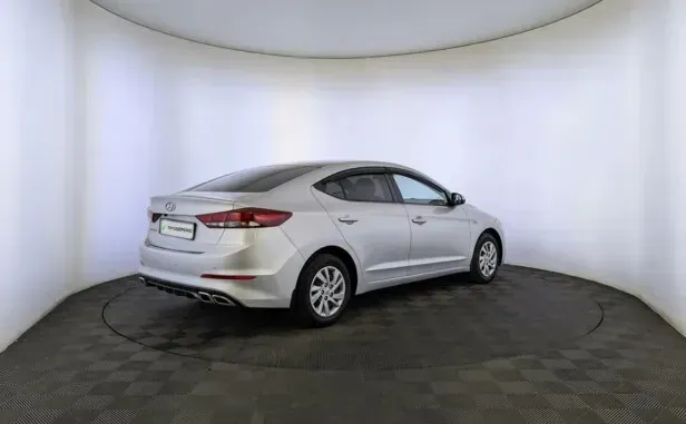 Hyundai Elantra, VI (AD) — фото 2