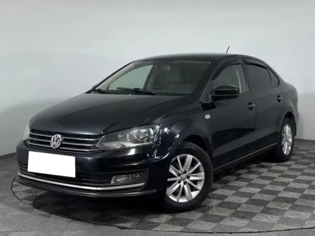 Volkswagen Polo, V Рестайлинг — фото 1