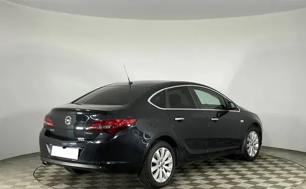 Opel Astra, J Рестайлинг — фото 2