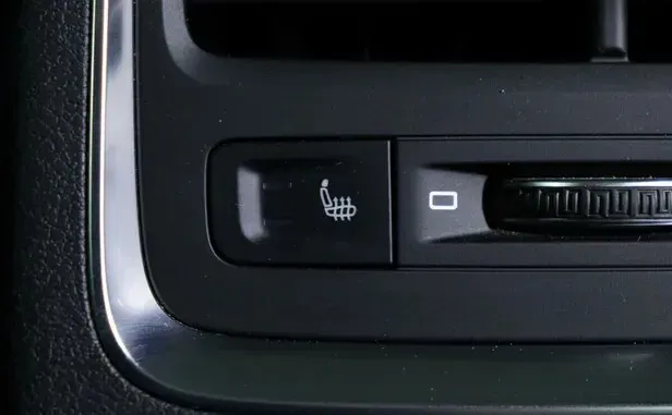 Geely Atlas Pro — фото 10
