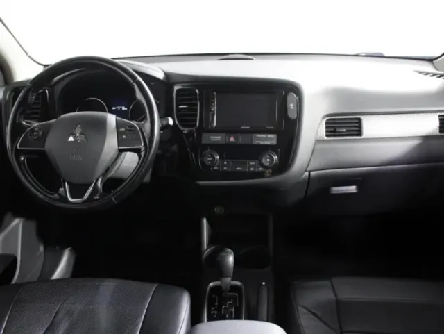 Mitsubishi Outlander, III Рестайлинг 2 — фото 13