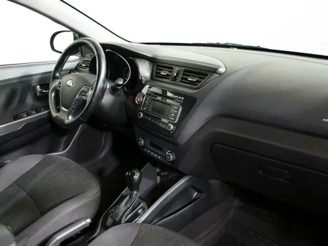 Kia Rio, III Рестайлинг — фото 15