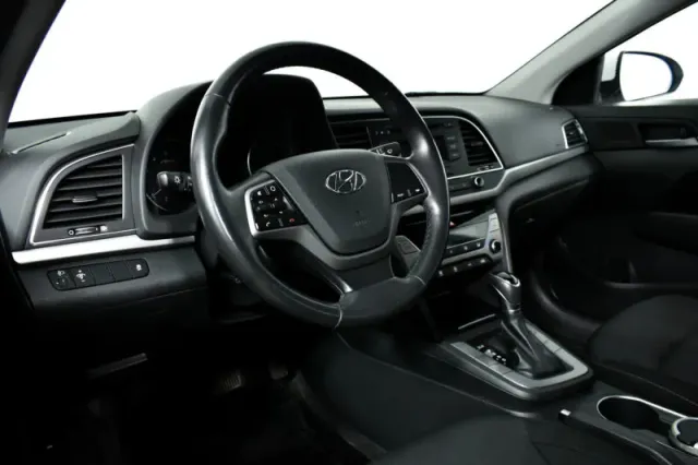 Hyundai Elantra, VI (AD) — фото 13