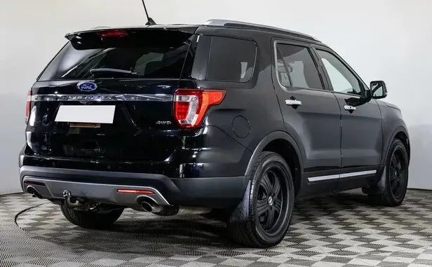 Ford Explorer, V Рестайлинг — фото 18