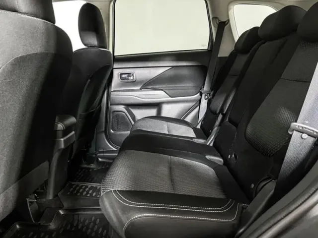 Mitsubishi Outlander, III Рестайлинг 3 — фото 10