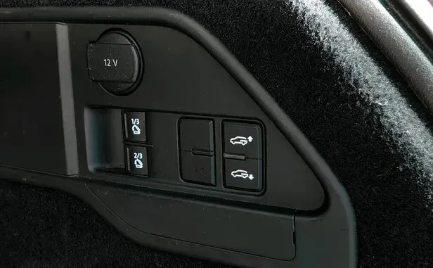 Volkswagen Touareg, II Рестайлинг — фото 15