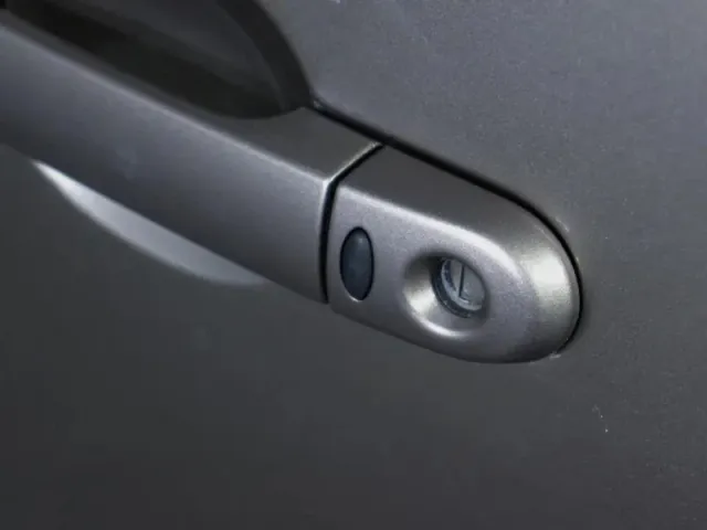 Nissan Note — фото 14