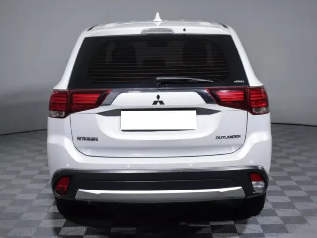 Mitsubishi Outlander, III Рестайлинг 2 — фото 6