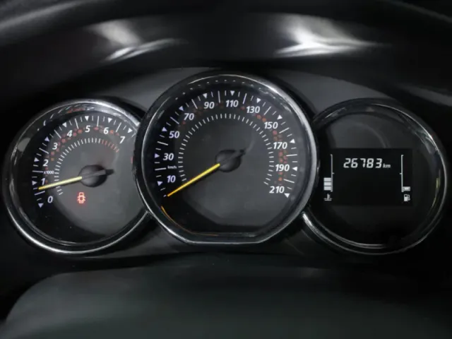 Renault Sandero, II Рестайлинг — фото 12